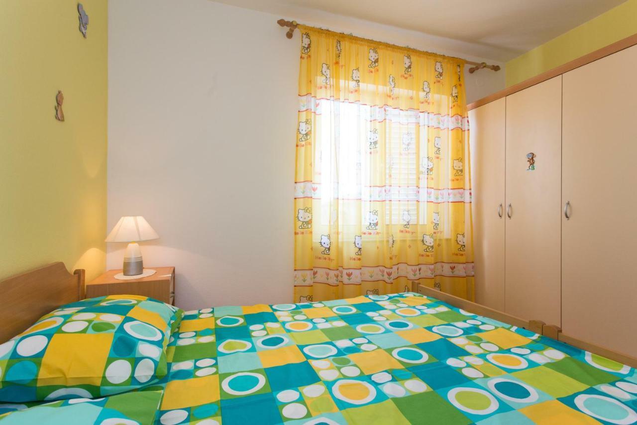 Apartments Bonifacic Punat Exterior foto